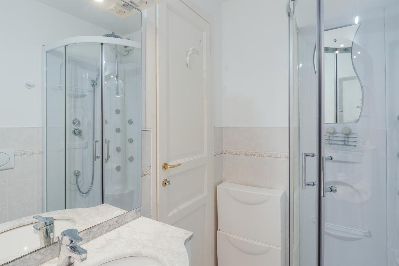 Sanremo Amazing Apartment With Private Parking Exteriör bild