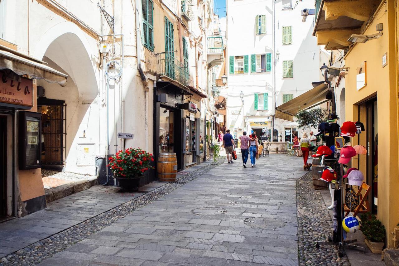 Sanremo Amazing Apartment With Private Parking Exteriör bild